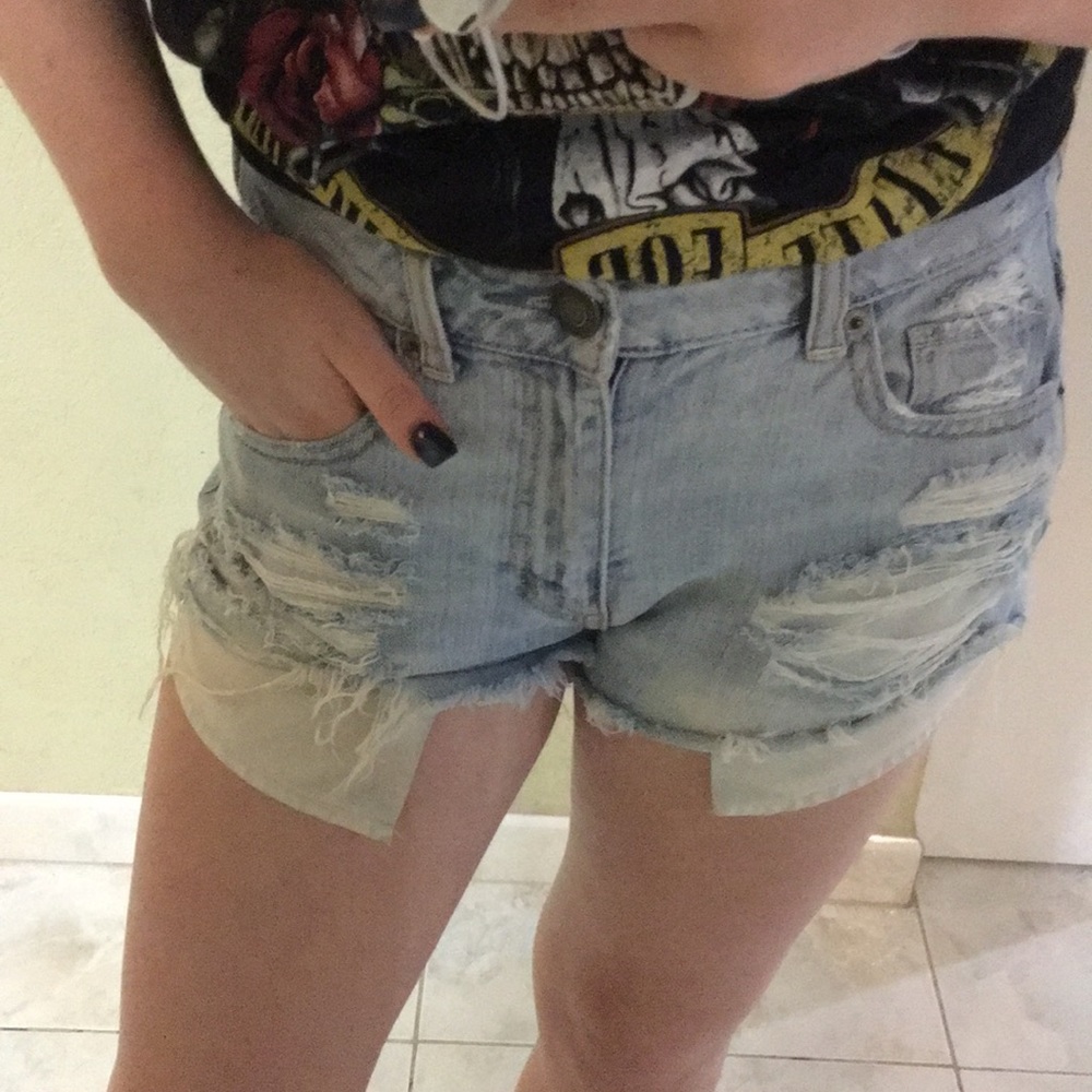 Women American Eagle shorts